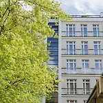 No.4 4* Warszawa