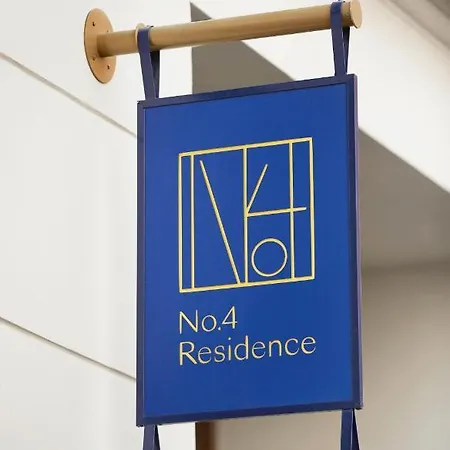 No.4 4*