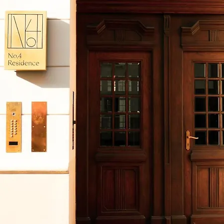 No.4 Apartahotel