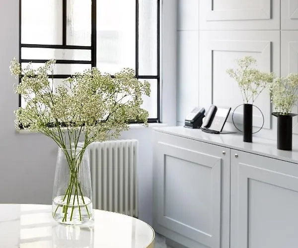 No.4 Hotel apartamentowy Warszawa