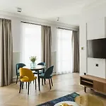 Aparthotel No.4 Warschau
