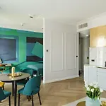 Aparthotel No.4