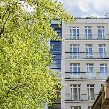 No.4 4* Warsaw